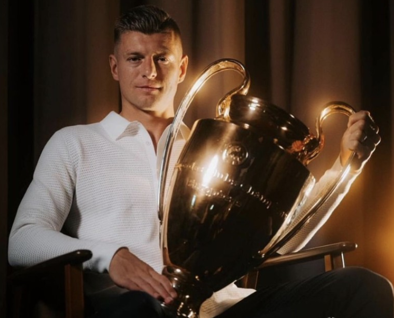 武磊刷新中 武磊刷新中